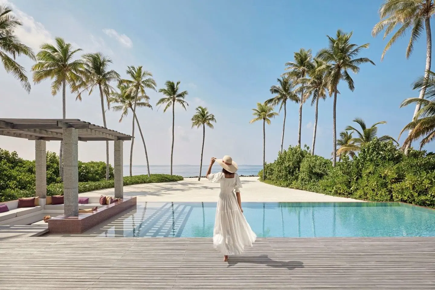 Jumeirah Olhahali Island Maldives OUTDOOR_POOL