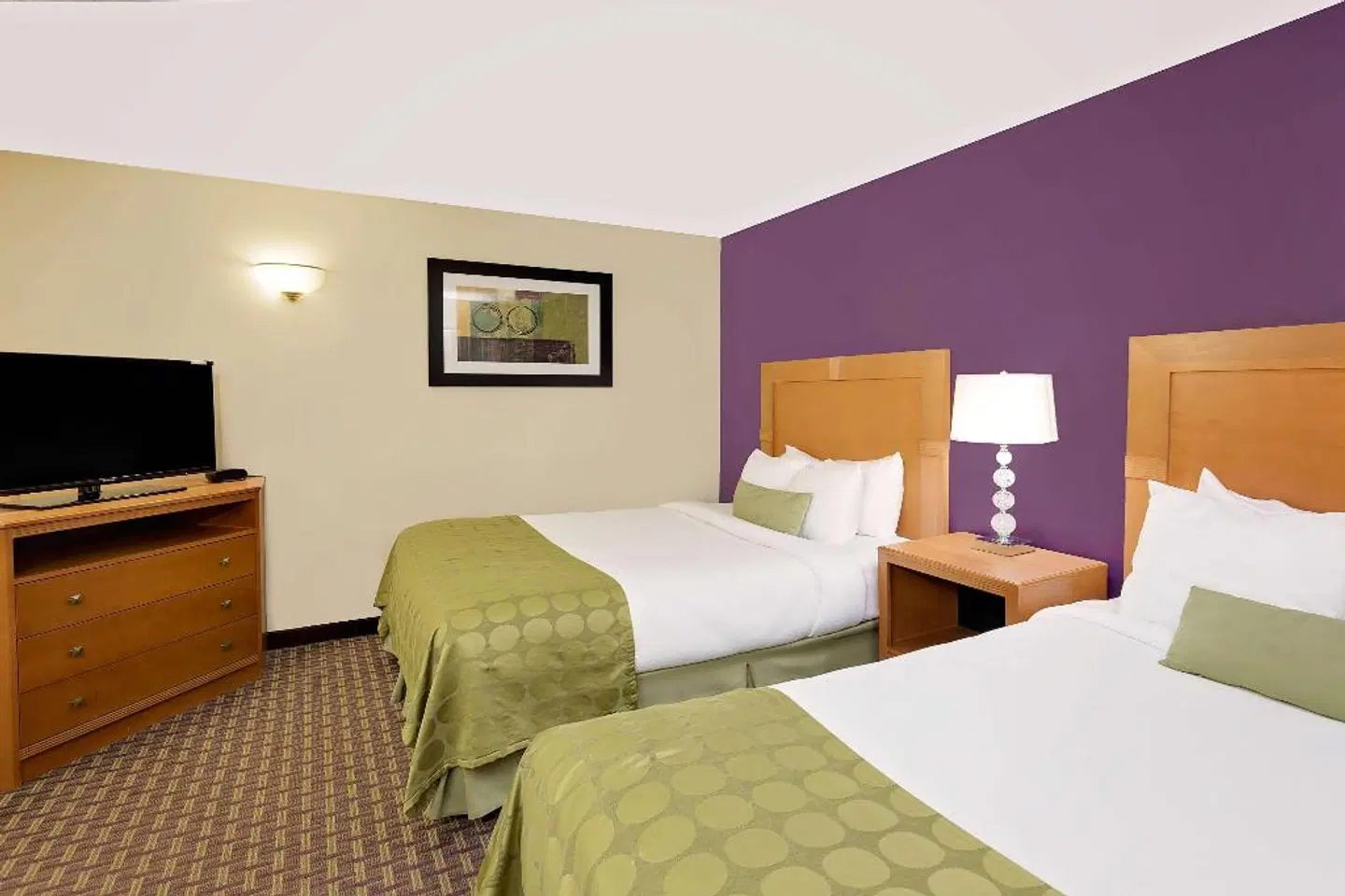 Ramada of Marquette ROOM_EXAMPLE