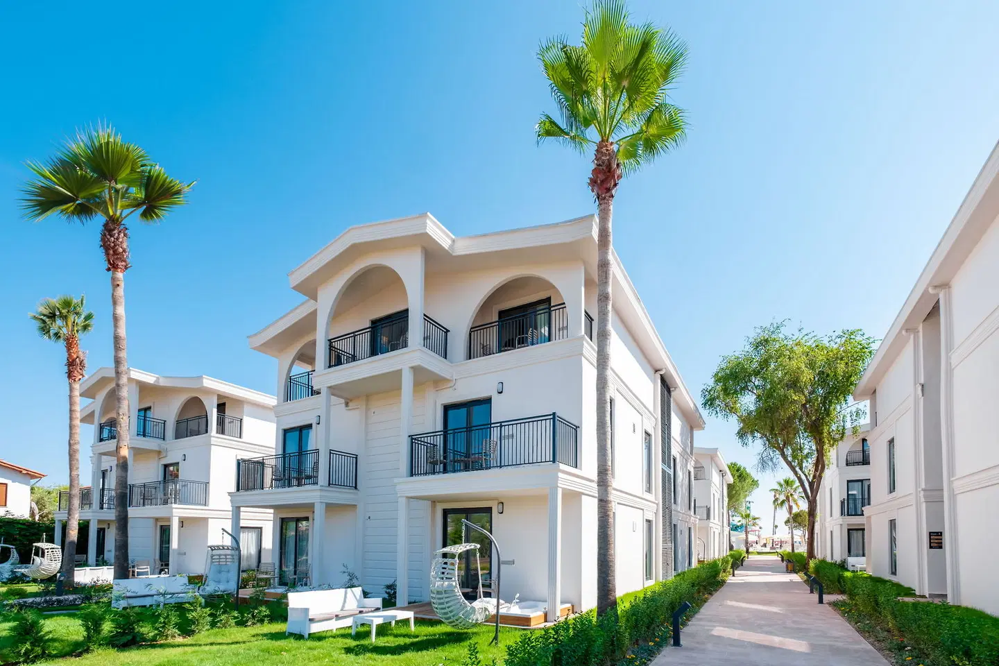 Benata Hotel EXTERIOR