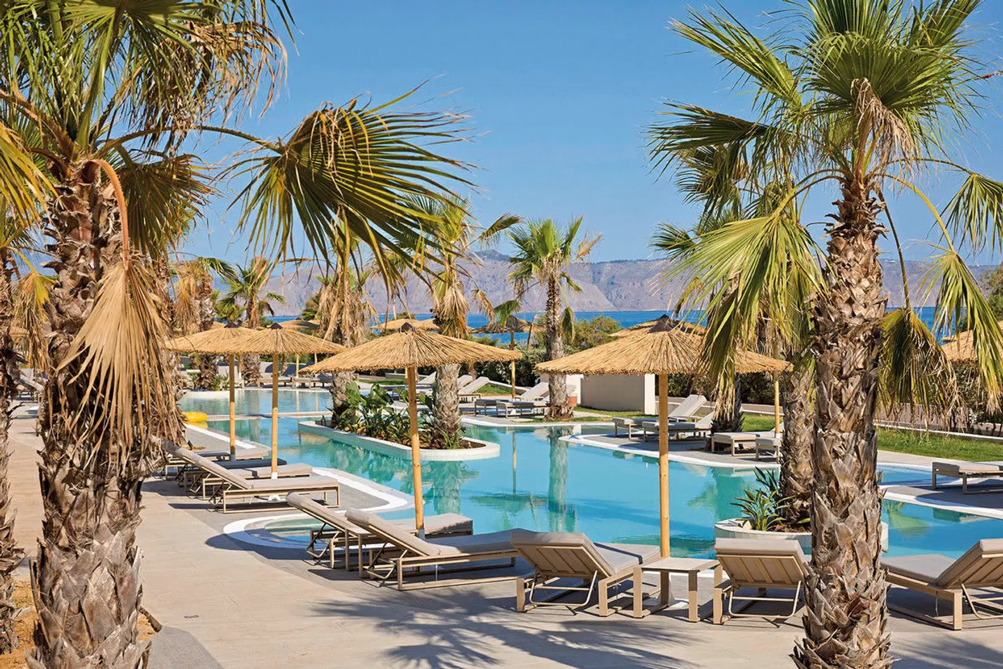 Oros Luxury Beach Resort OUTDOOR_POOL