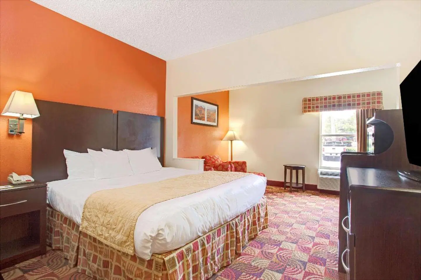 Days Inn & Suites by Wyndham Ridgeland ROOM_EXAMPLE
