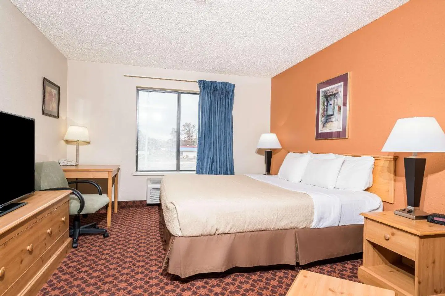 Days Inn by Wyndham Black River Falls ROOM_EXAMPLE