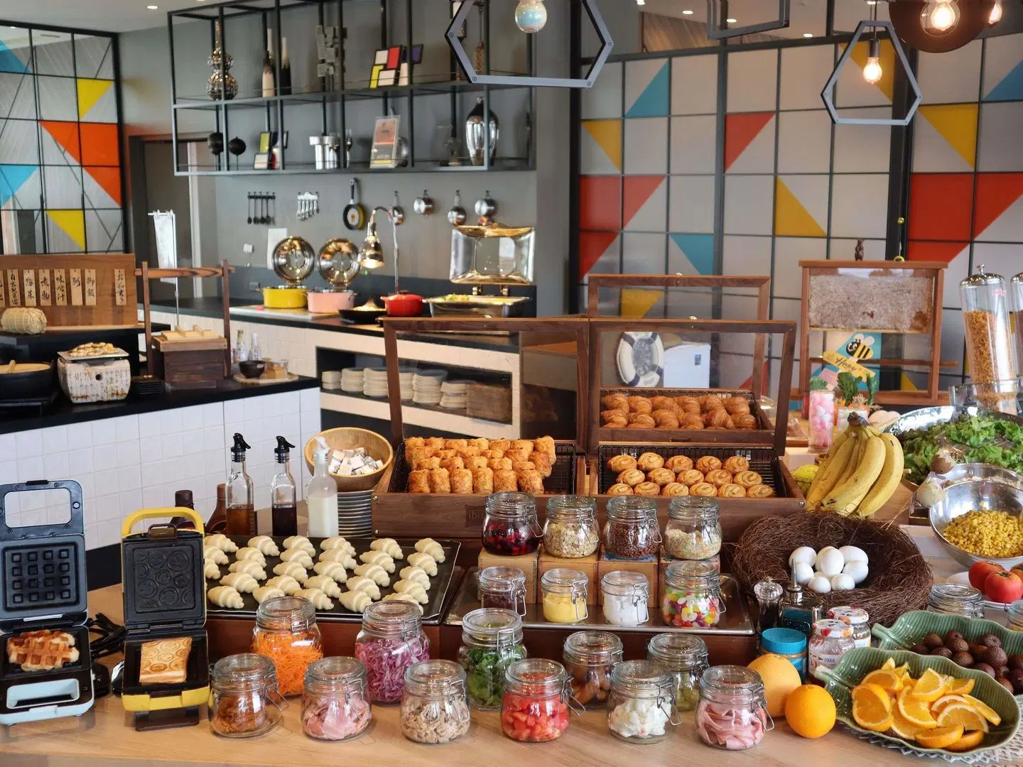 ibis Styles Tokyo Bay Restaurant