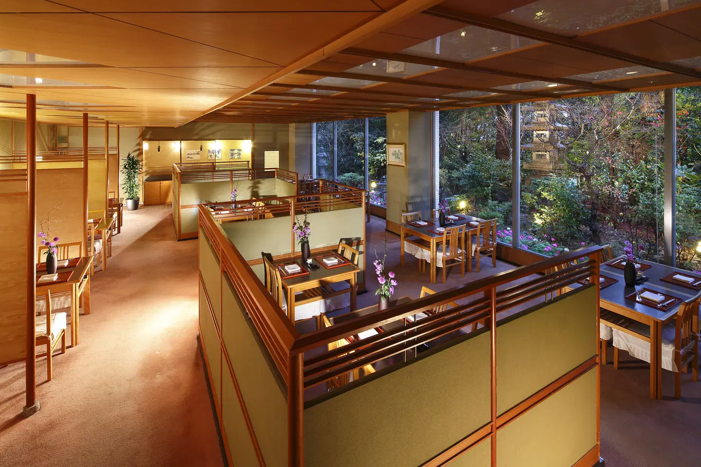 ANA Crowne Plaza Hotel Kyoto Restaurant