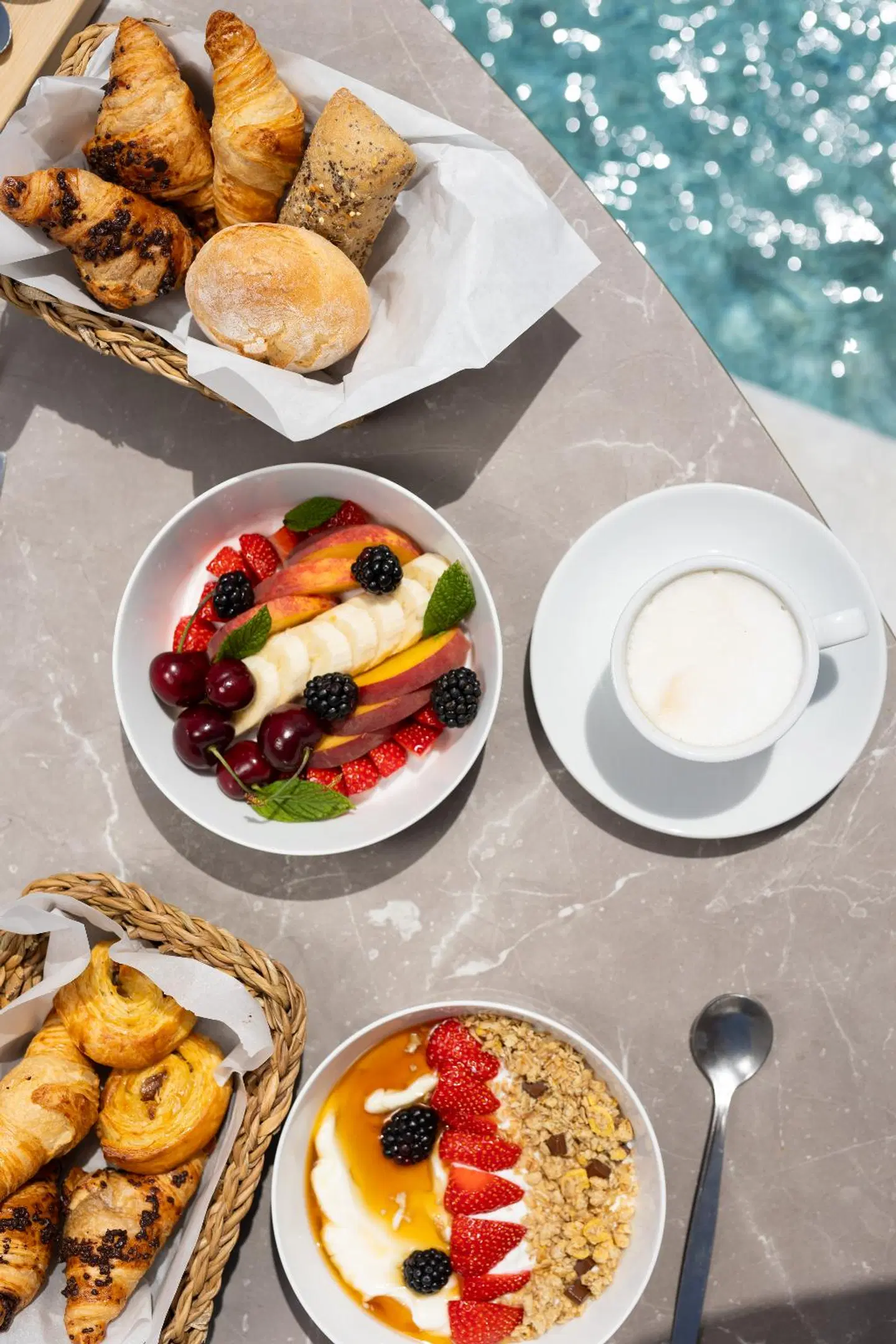 Virtu on the Hill Restaurant