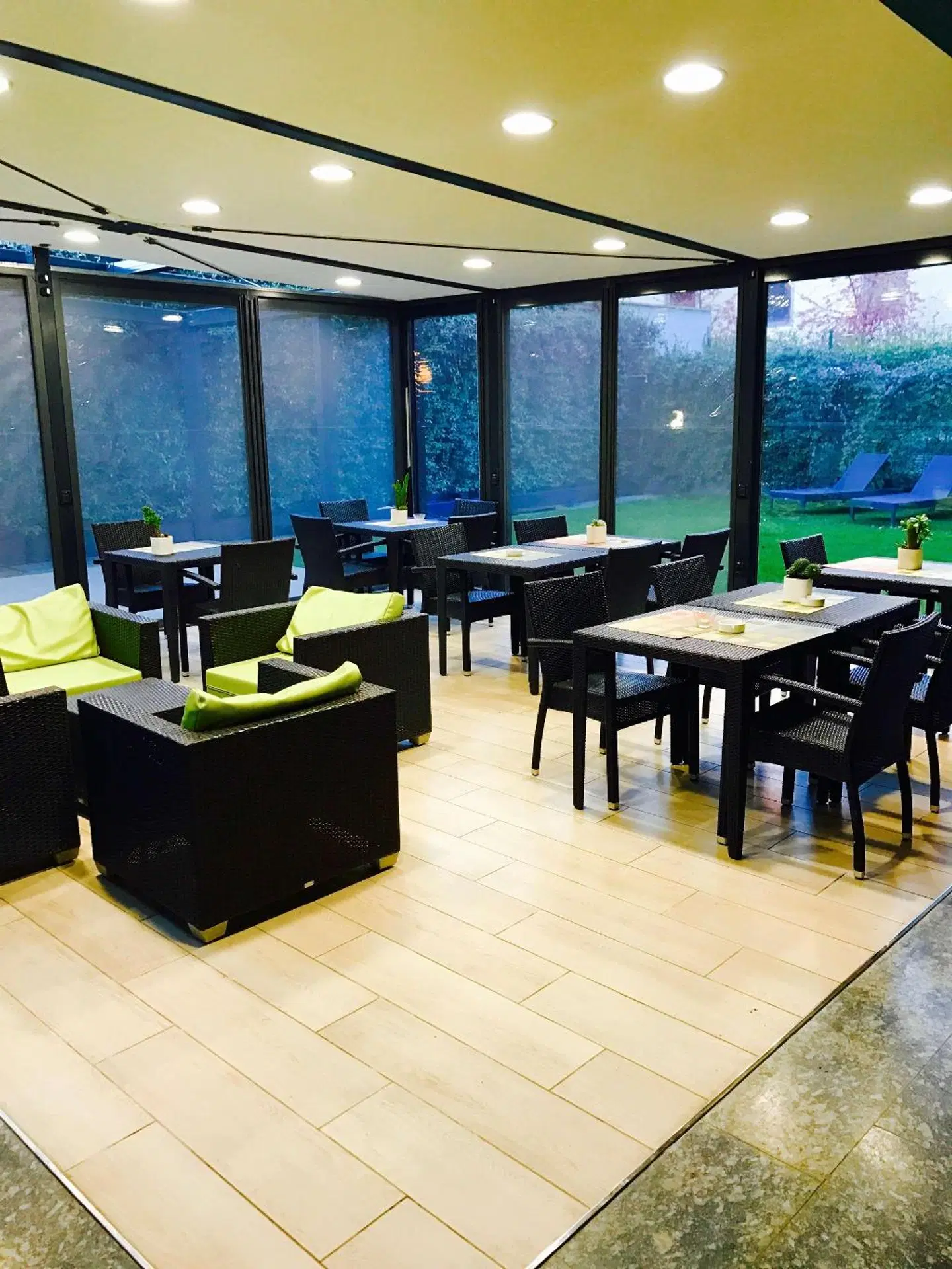 Acca Palace Restaurant