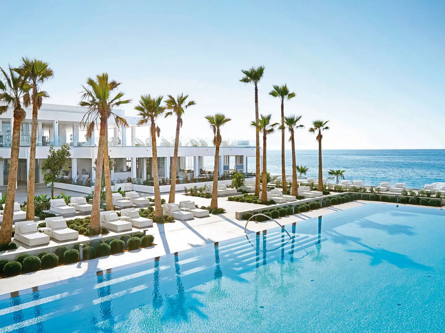 Grecotel LUXME White OUTDOOR_POOL