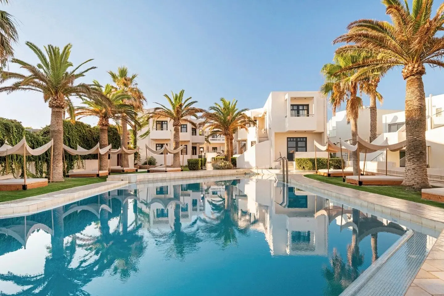 Eva Bay OUTDOOR_POOL