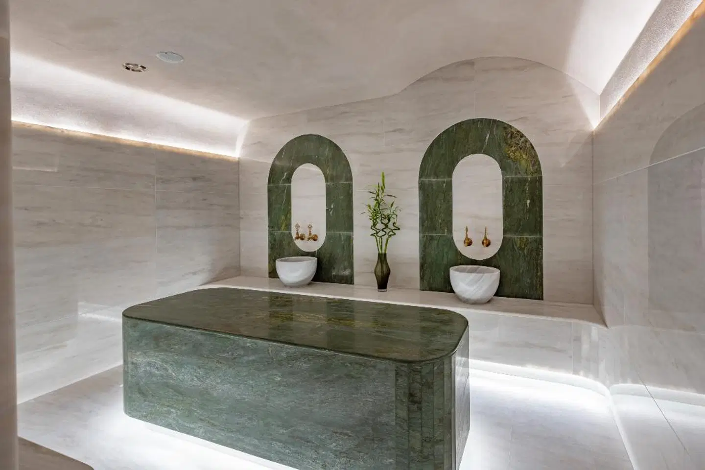 Minos Ambassador HEALTH_BEAUTY