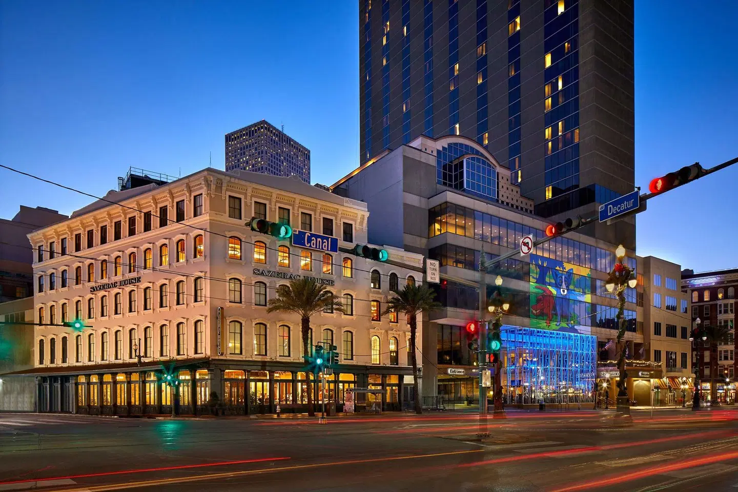 Sheraton New Orleans Hotel EXTERIOR