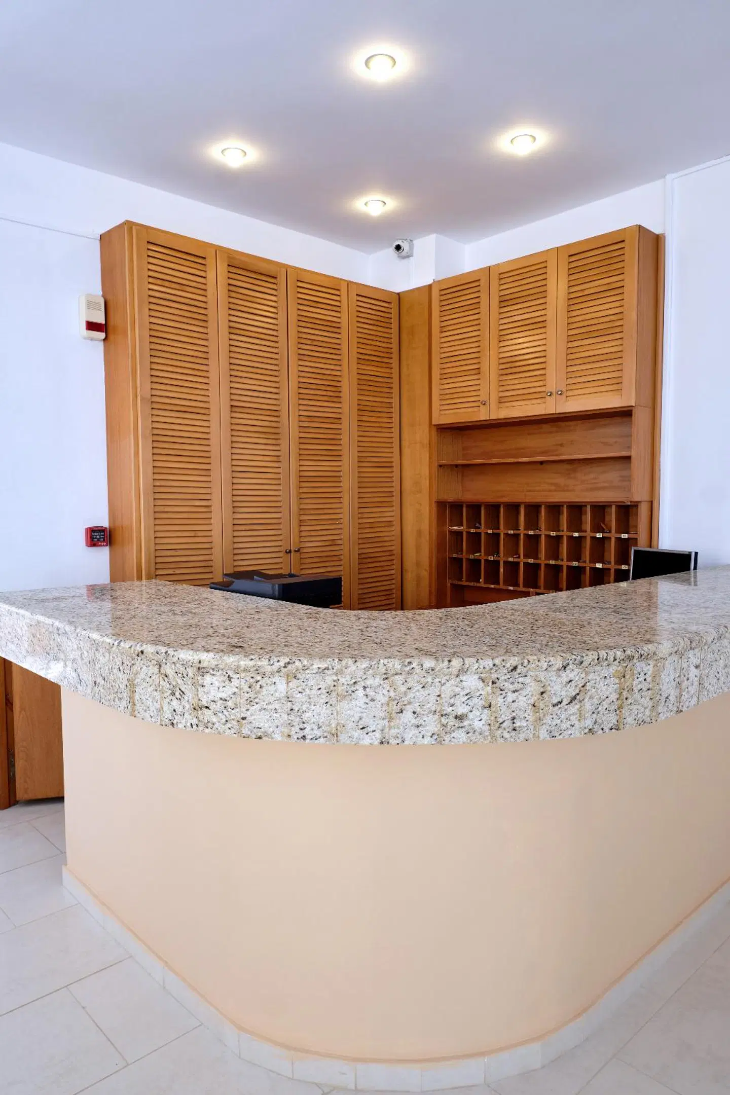 Niros Beach HEALTH_BEAUTY