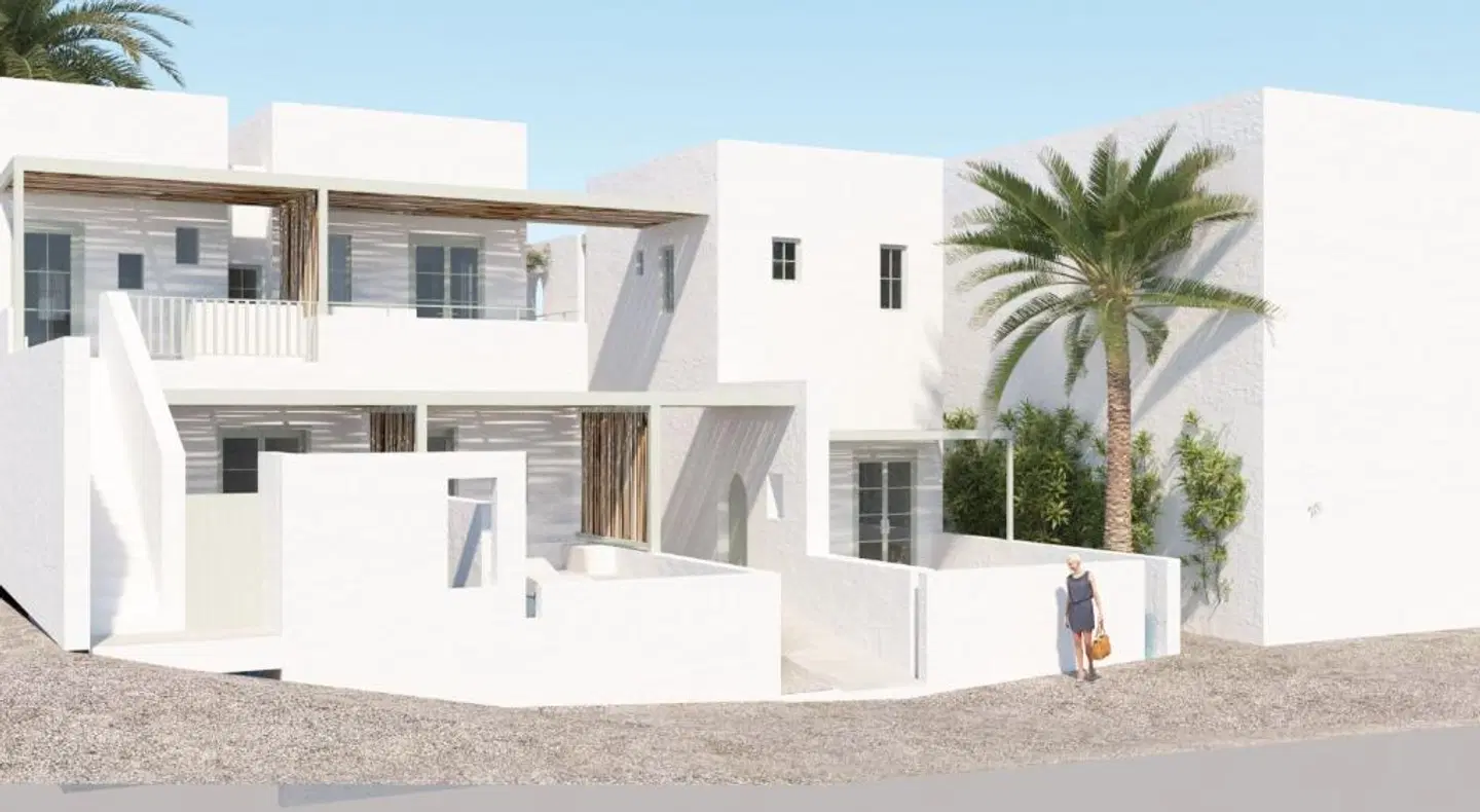 Mr & Mrs White Suites & More EXTERIOR