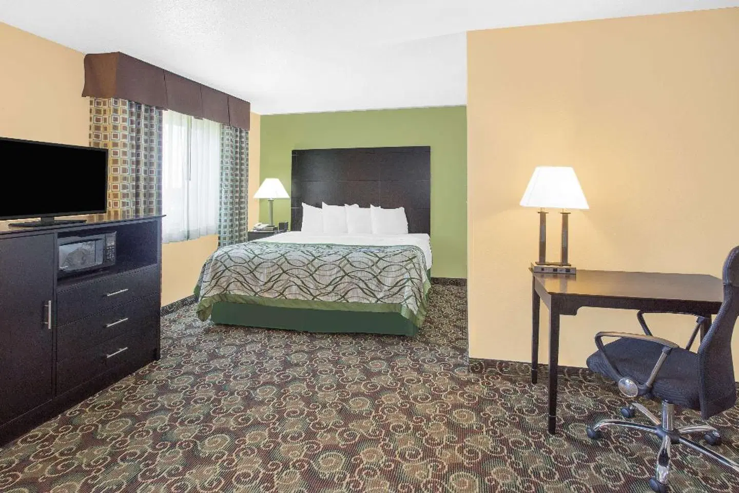 Baymont by Wyndham Holland ROOM_EXAMPLE