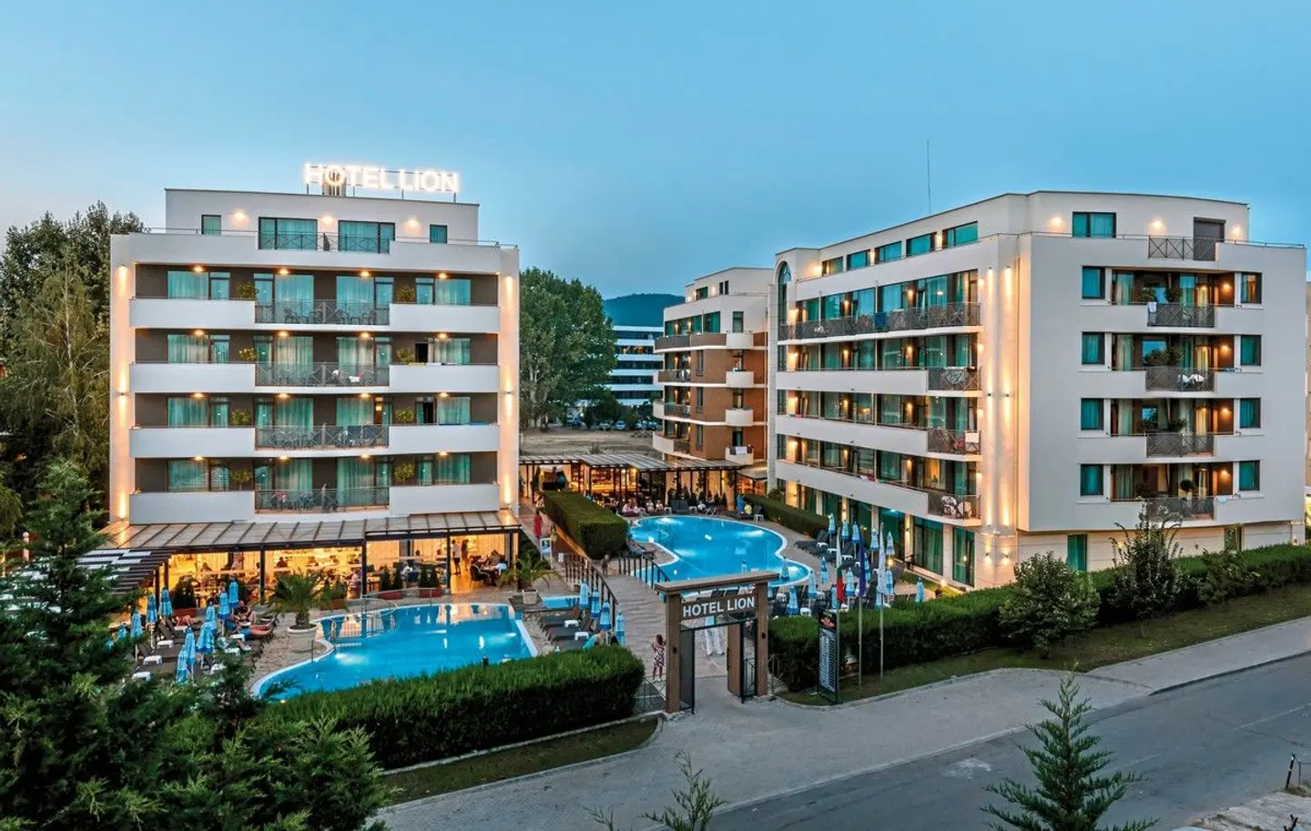 Lion Sunny Beach EXTERIOR