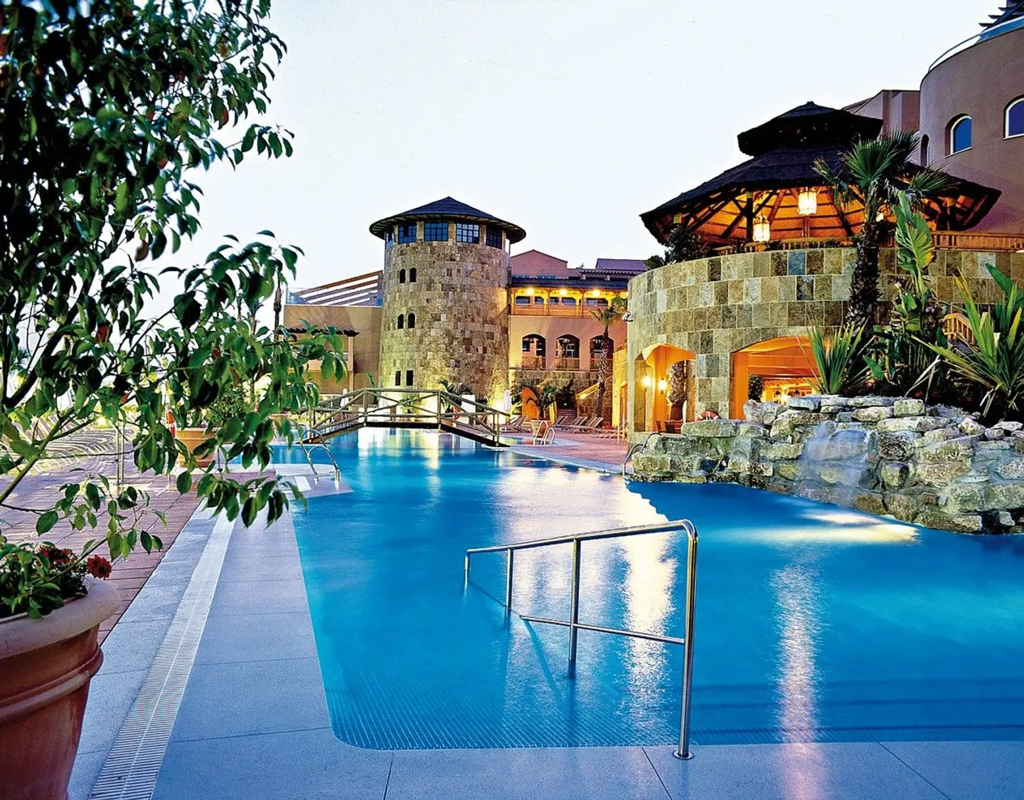 Elba Estepona Gran Hotel & Thalasso Spa OUTDOOR_POOL