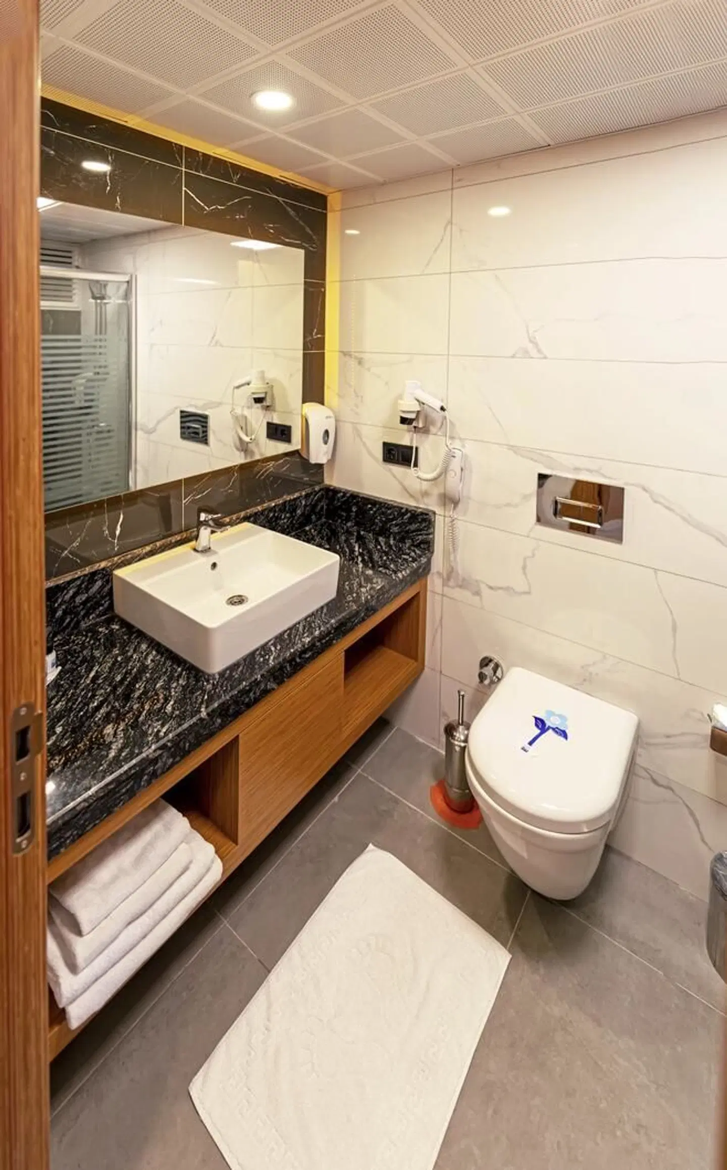 Sealife Buket Resort & Beach Badezimmer