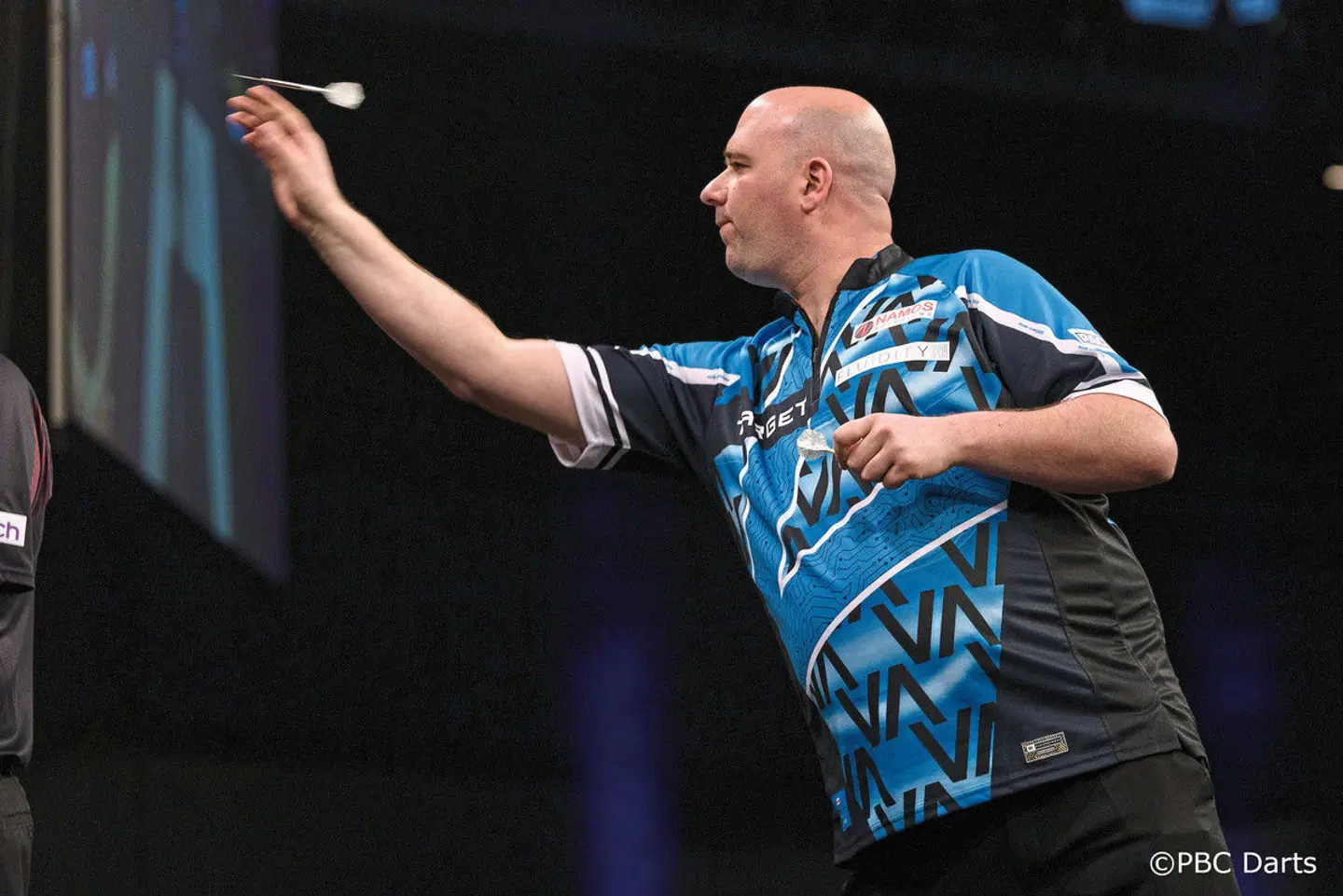 ibis Styles Rotterdam Ahoy - inkl. Darts Premier League Tickets PEOPLE