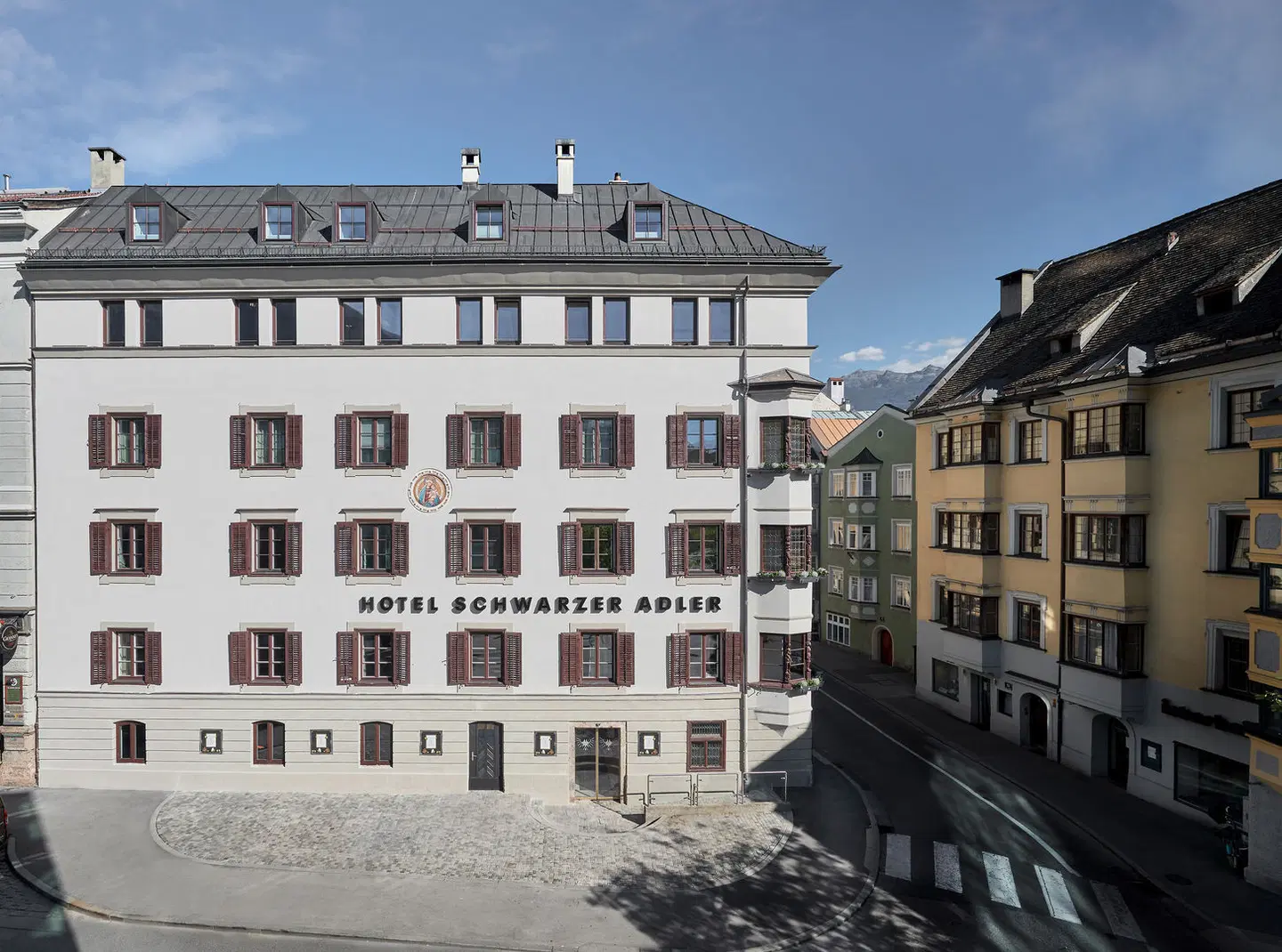 Hotel Schwarzer Adler EXTERIOR