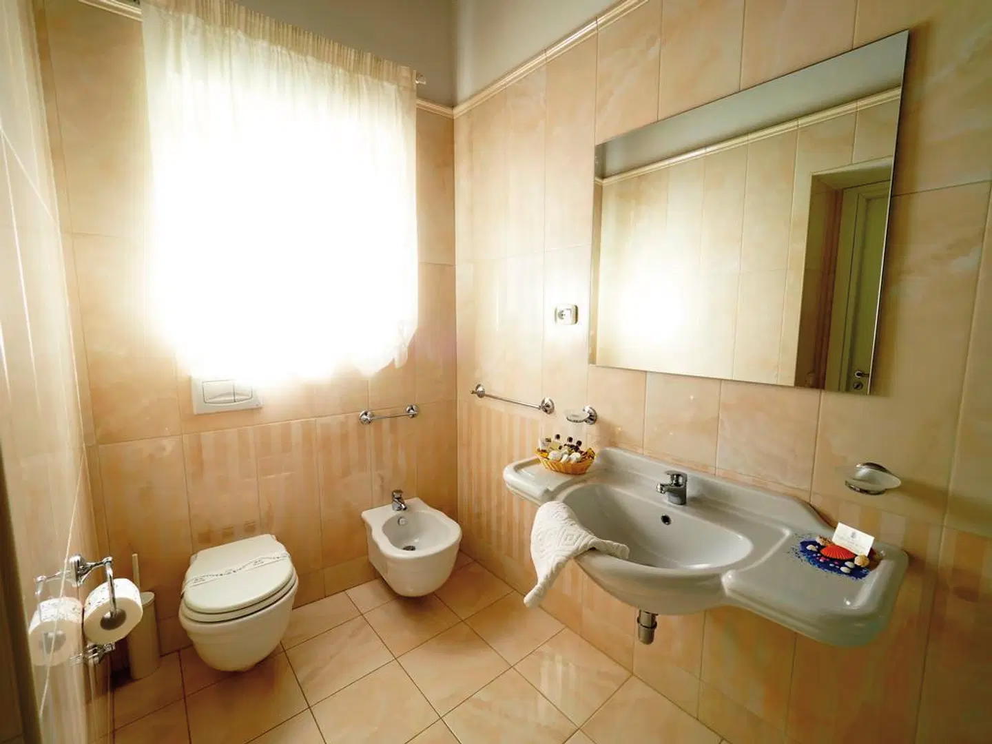 Palazzo Toraldo Di Francia Badezimmer