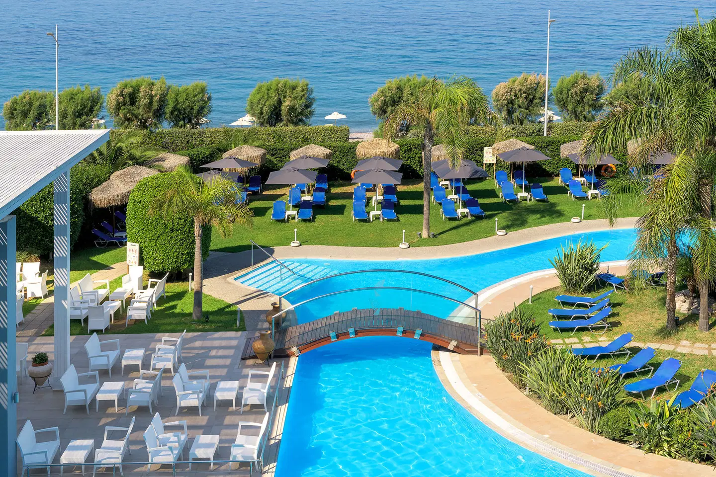 Oceanis Beach Hotel OUTDOOR_POOL