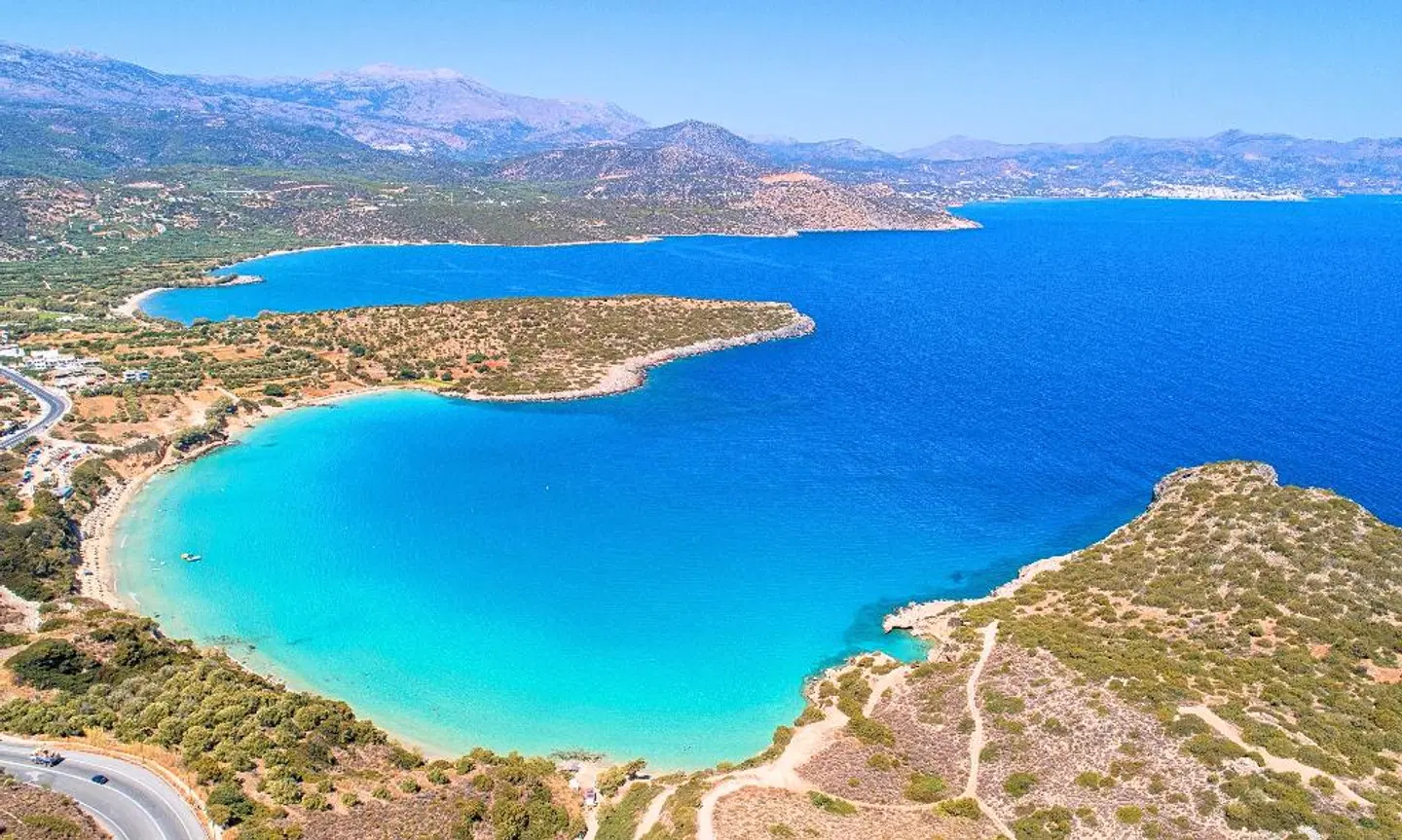 Aelia Suites LANDSCAPE