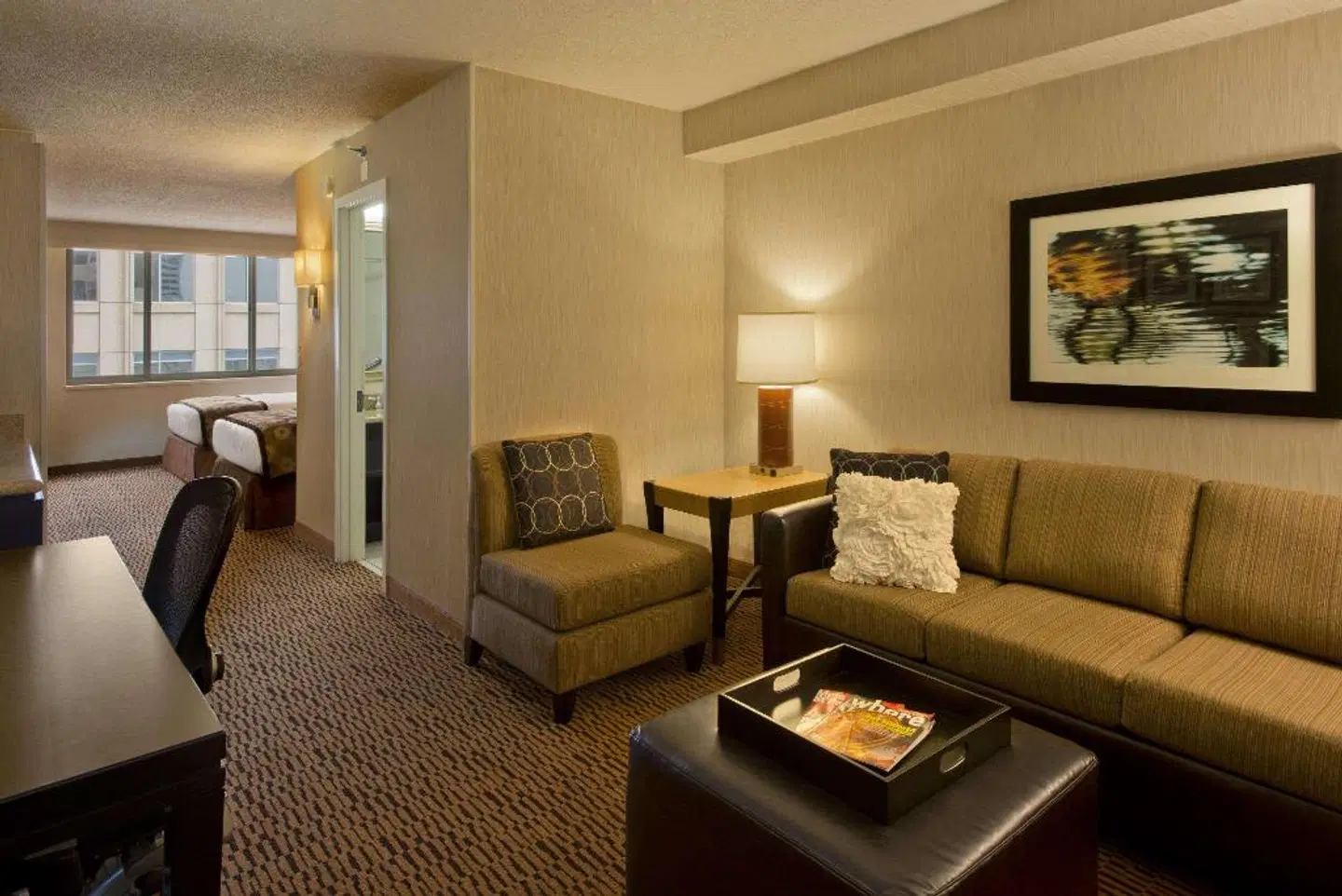 DoubleTree Suites by Hilton Minneapolis LOUNGE_LOBBY