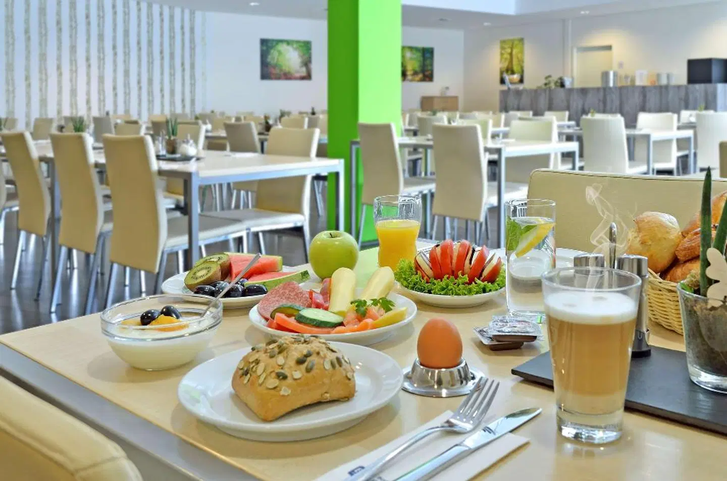 B&B Hotel Berlin City-Ost Restaurant