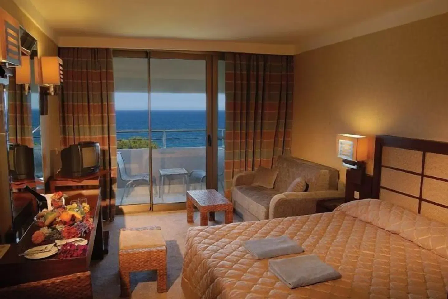 Mirada Del Mar Hotel ROOM_EXAMPLE