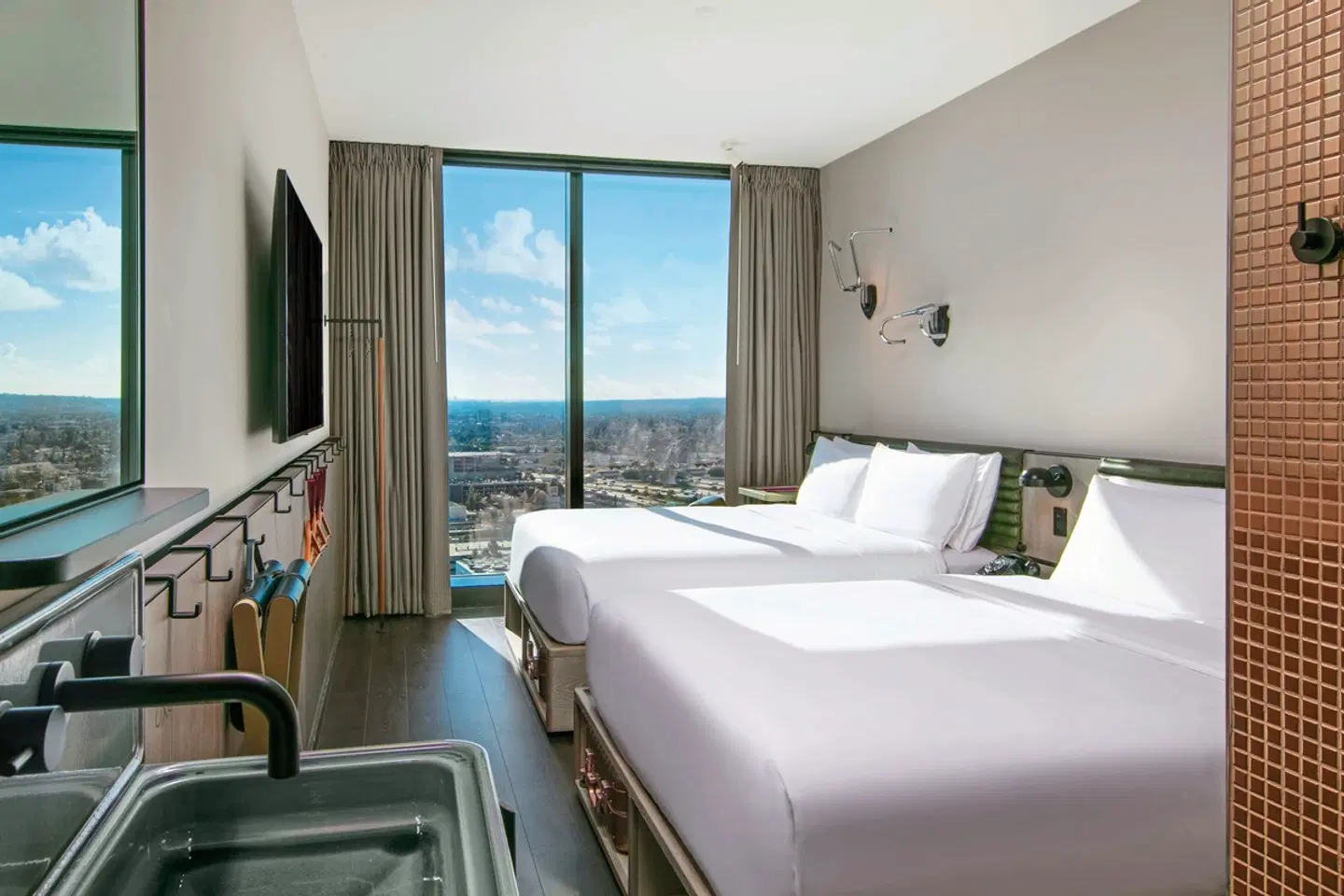 Moxy Downtown Los Angeles ROOM_EXAMPLE