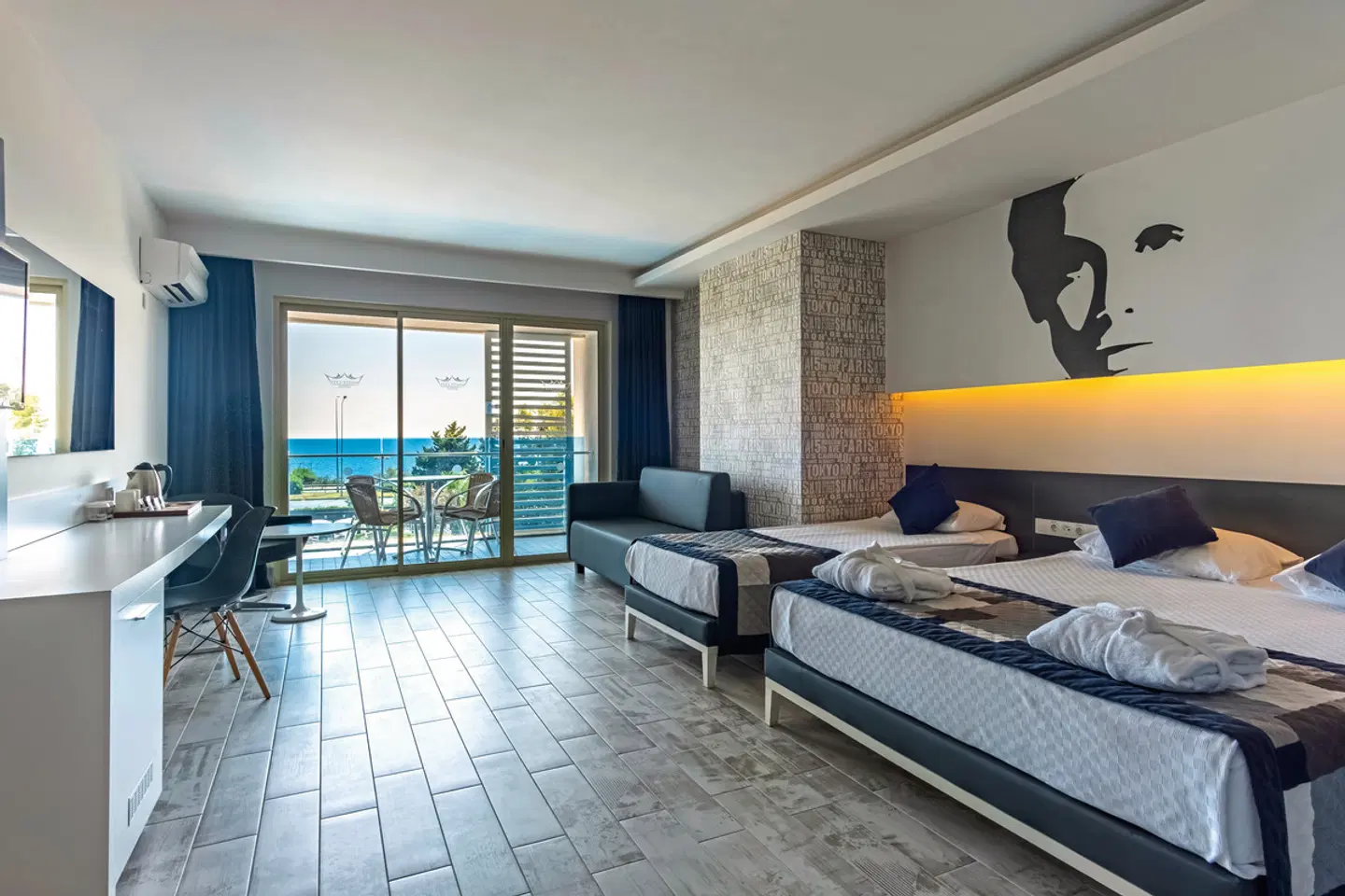 White City Beach ROOM_EXAMPLE