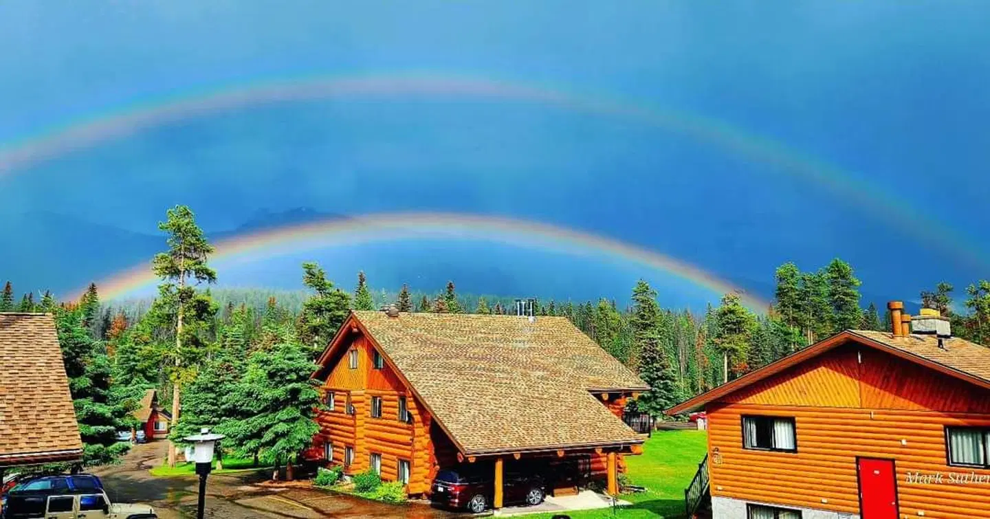 Becker's Chalets EXTERIOR