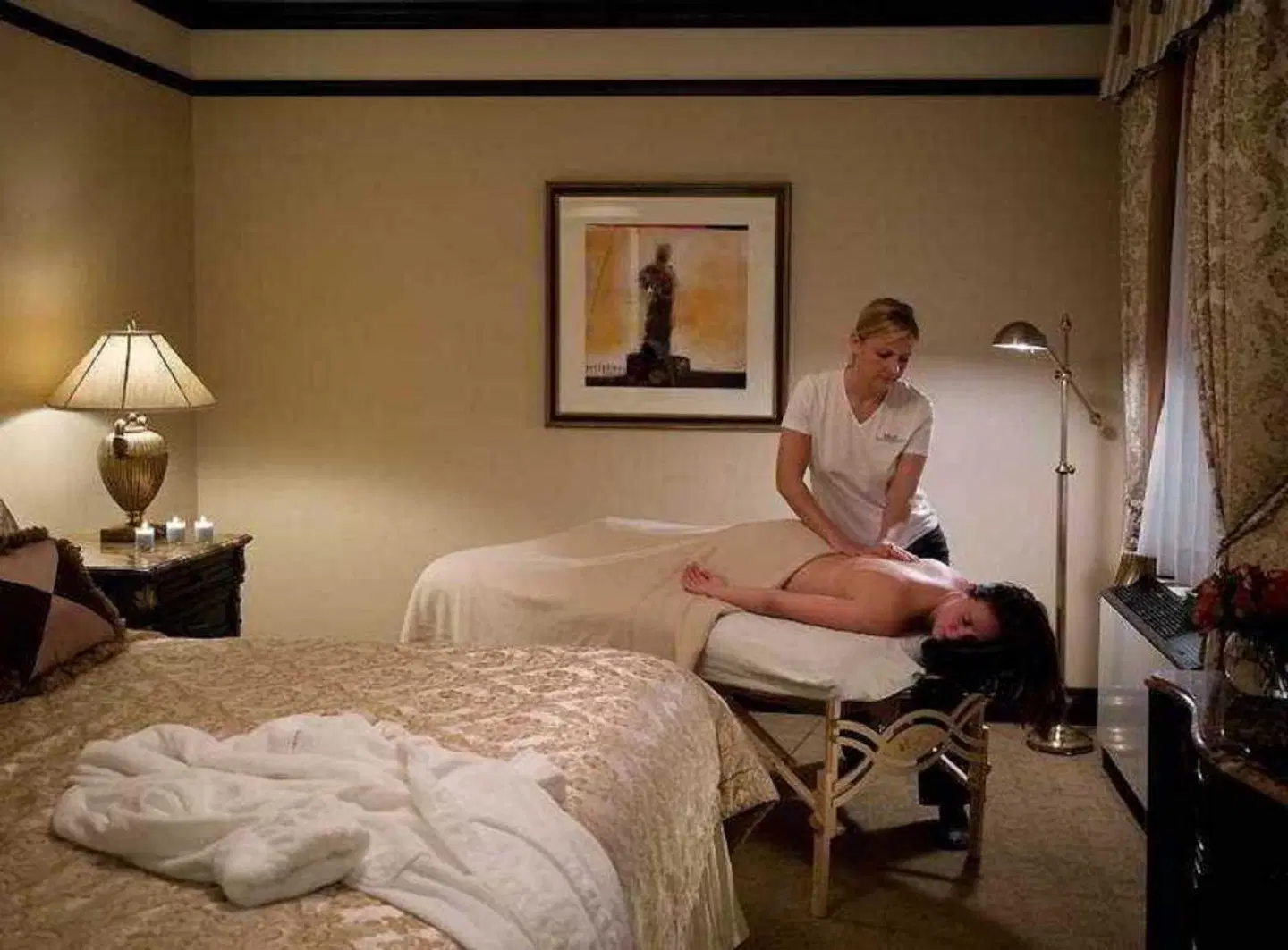 The Lucerne ROOM_EXAMPLE