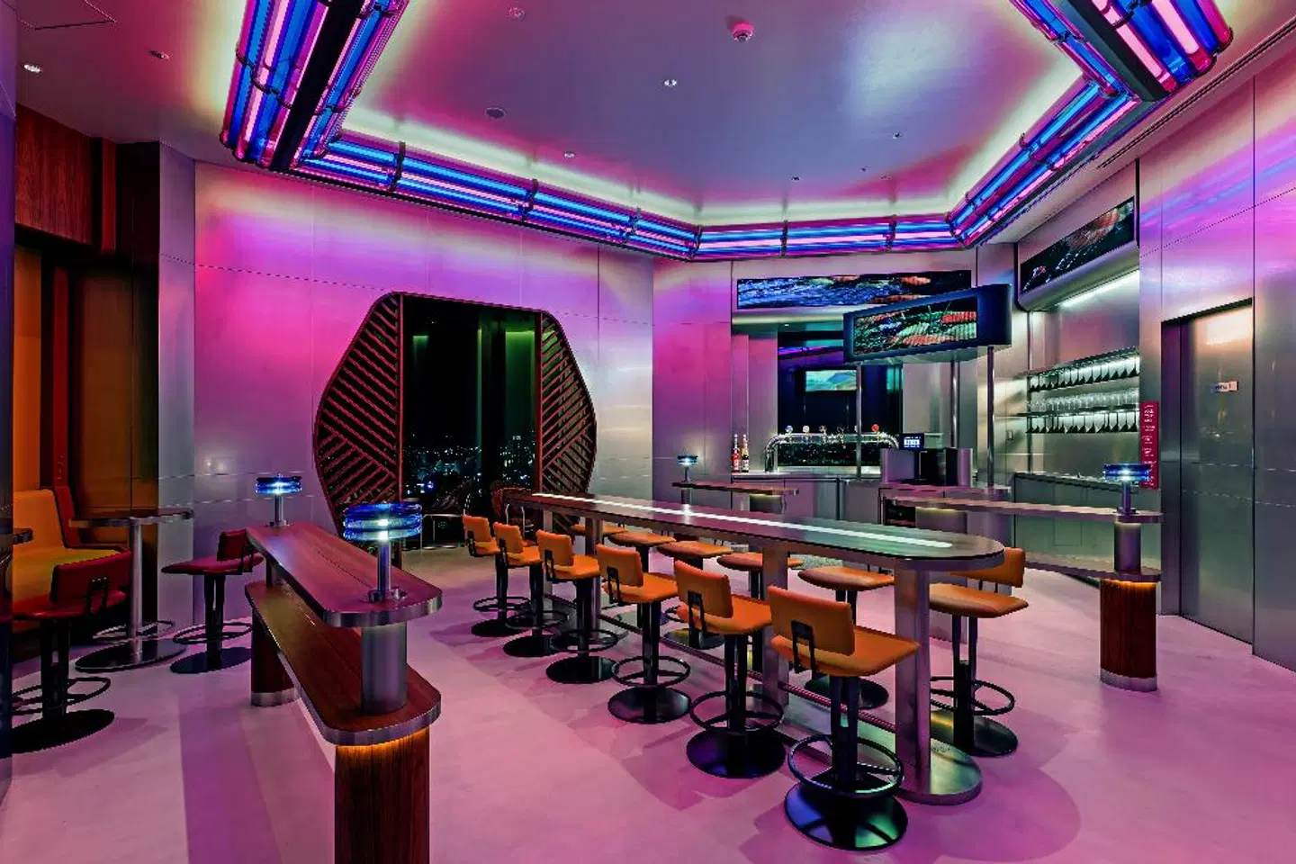 Centara Grand Hotel Osaka Bar