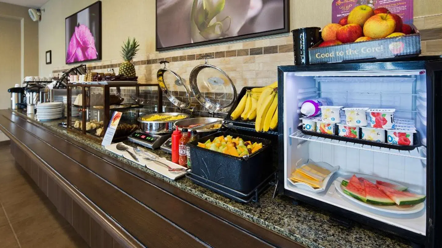 BEST WESTERN PLUS Saint John Hotel & Suites Restaurant