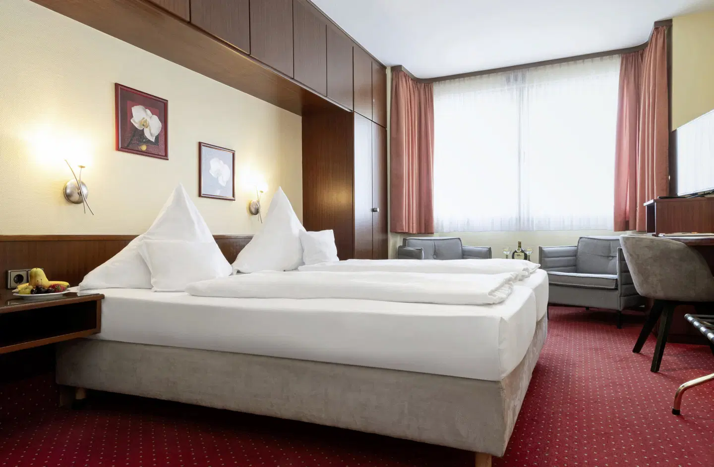 Hotel Amberger ROOM_EXAMPLE
