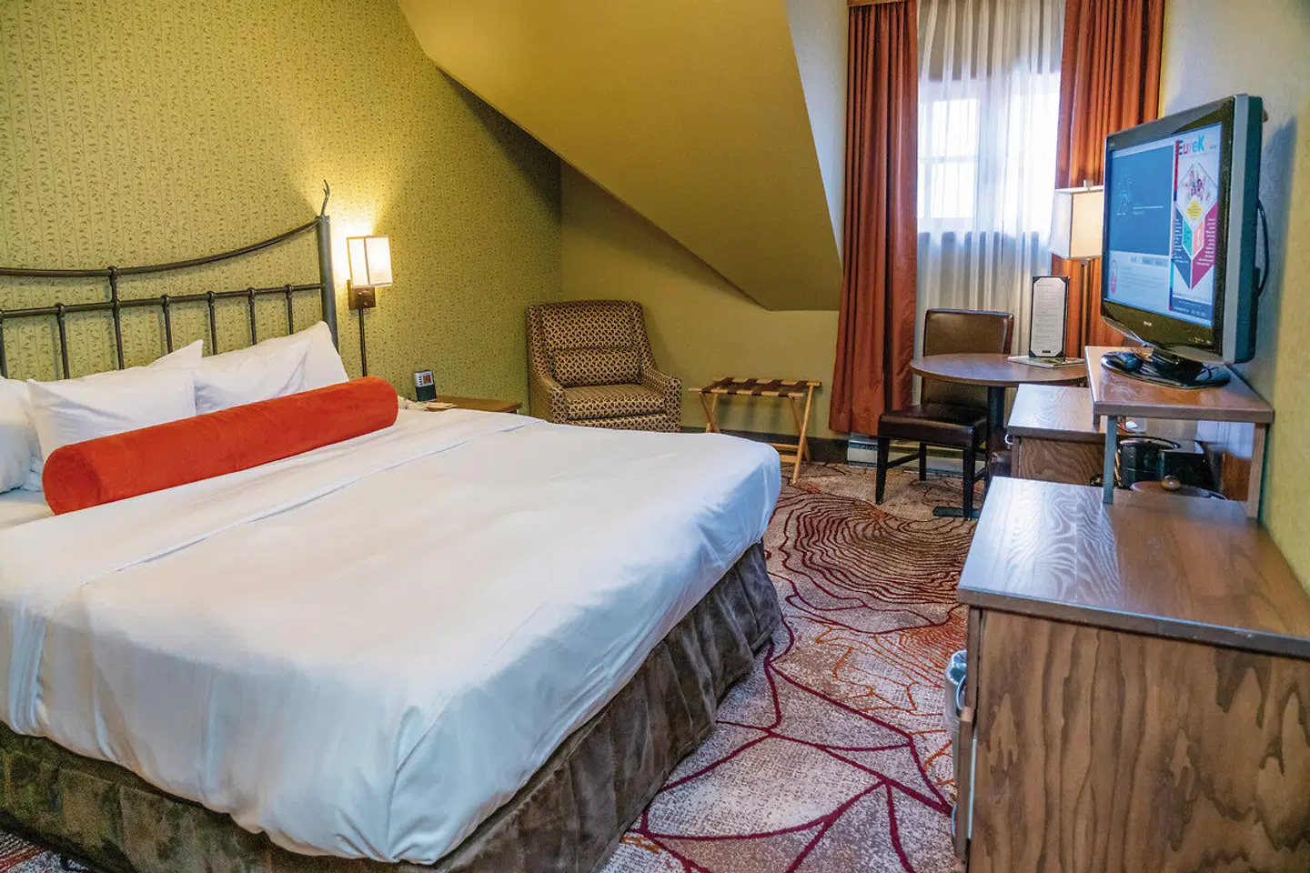 Banff Caribou Lodge & Spa ROOM_EXAMPLE