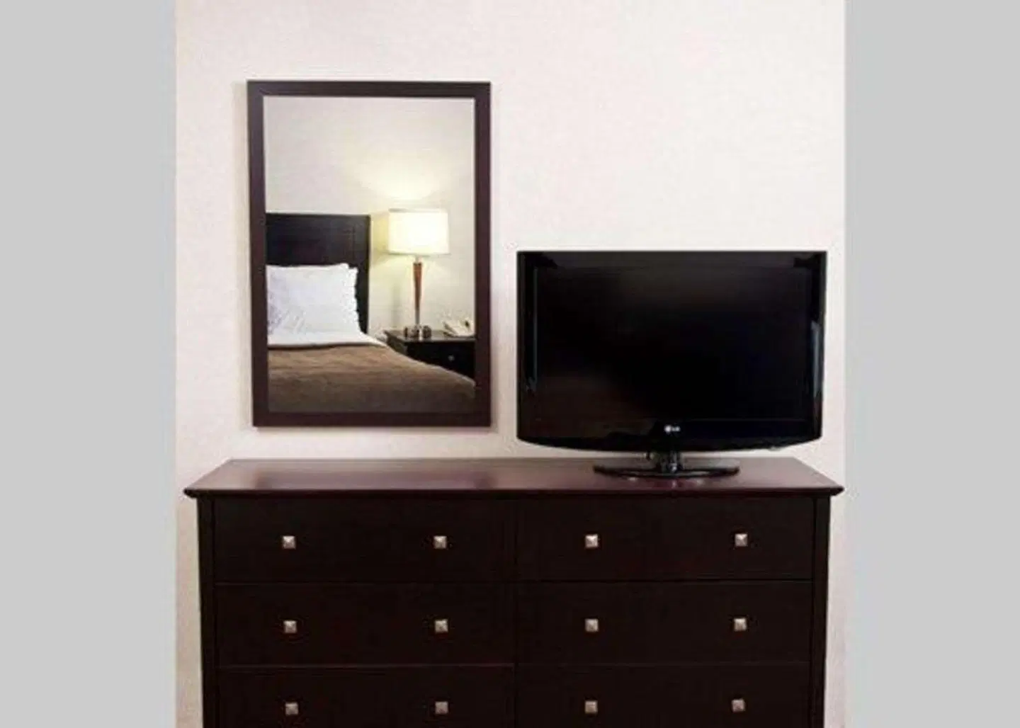 Quality Hotel Montreal East ROOM_EXAMPLE