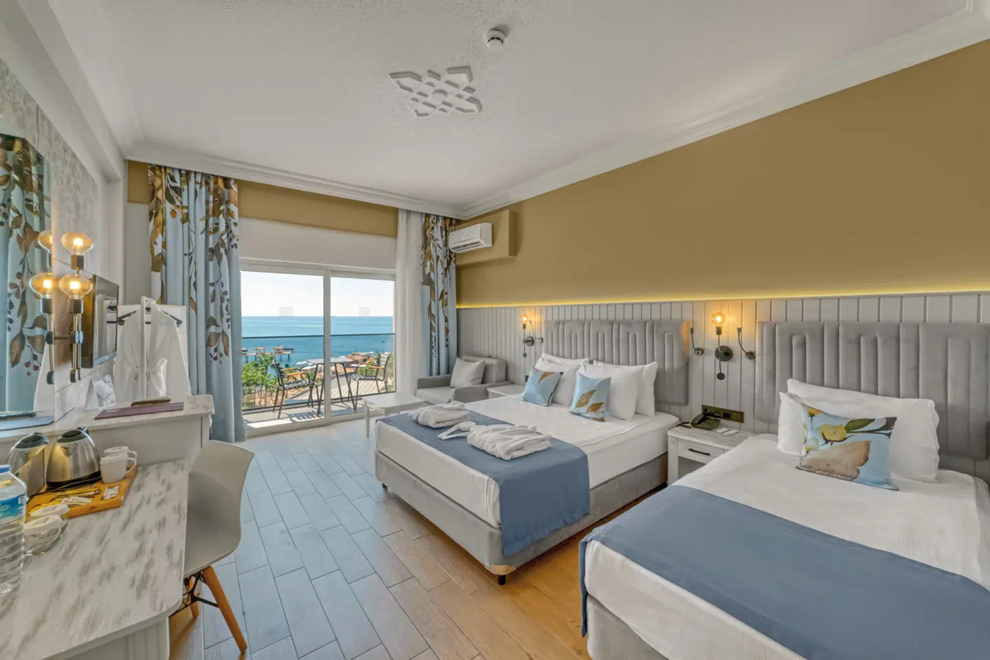 Seven Seas Palmeras Bay ROOM_EXAMPLE