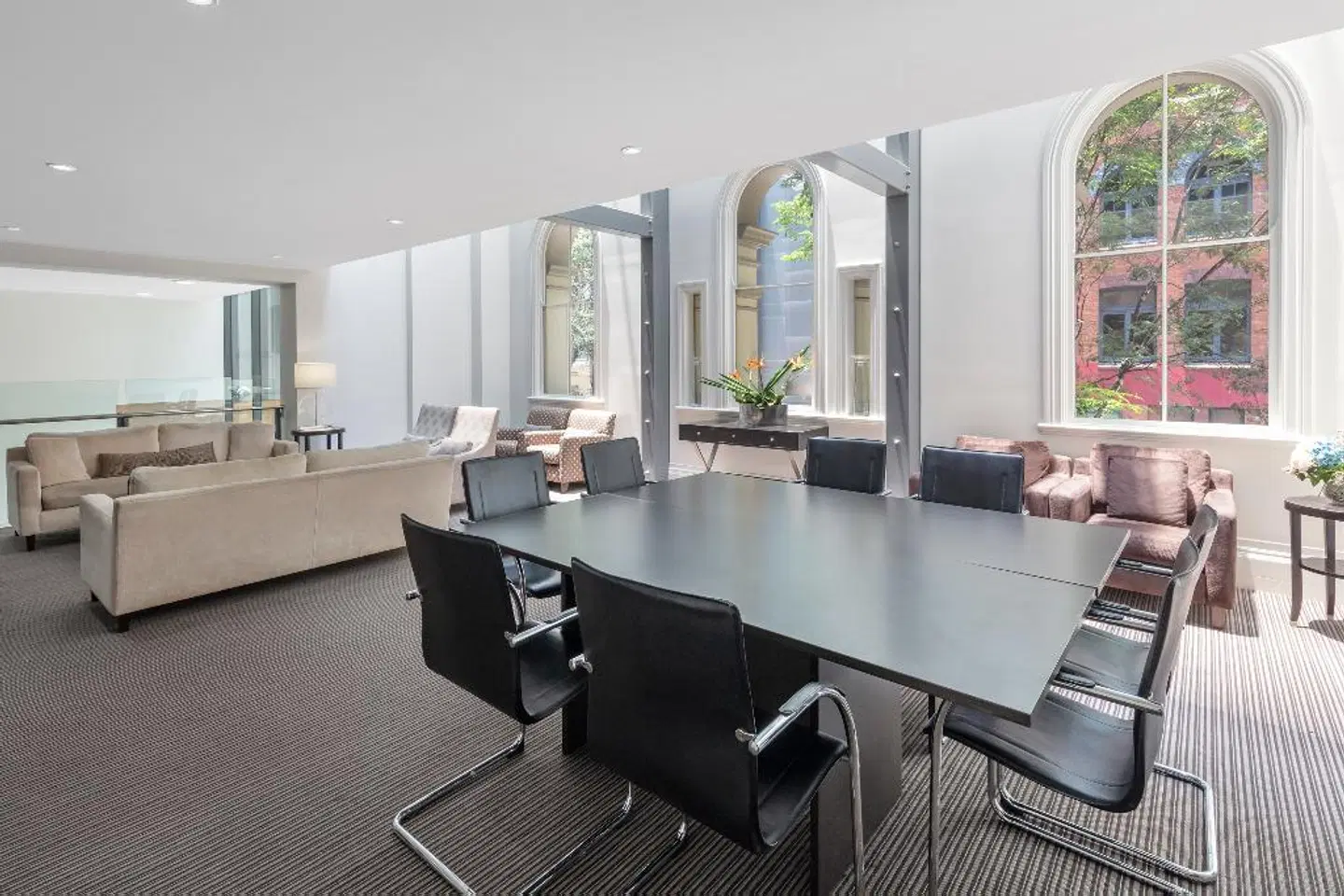 Oaks Brisbane on Charlotte Suites Bar