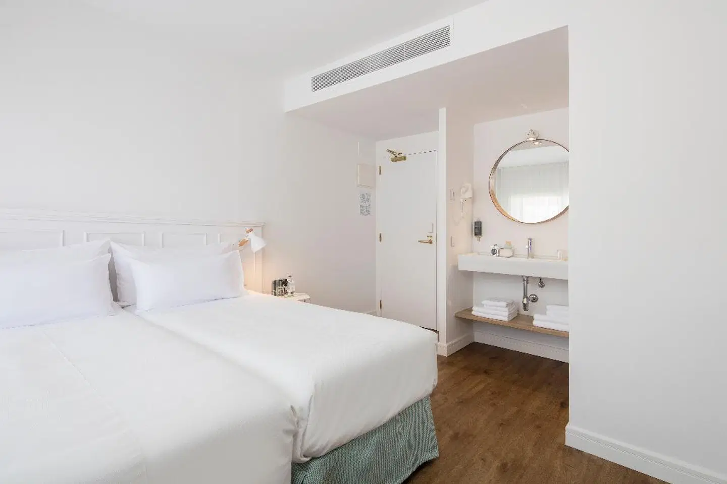 The 15th Boutique Hotel ROOM_EXAMPLE