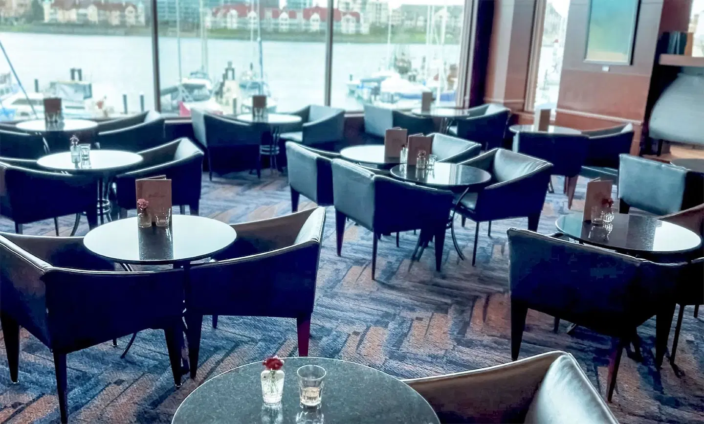 Coast Victoria Hotel & Marina by APA Konferenz