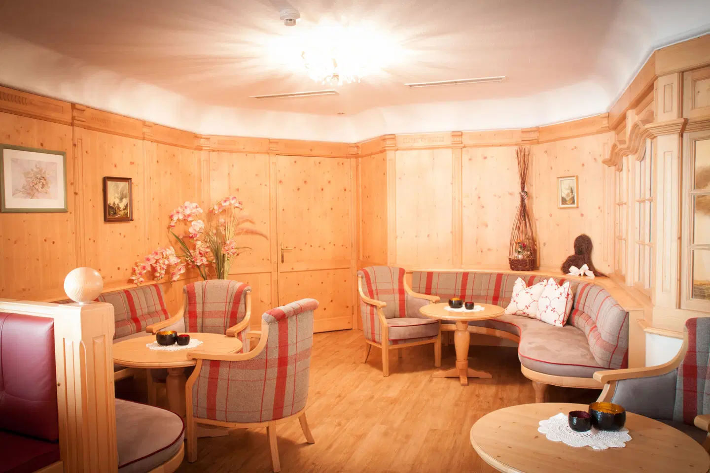 Schützenhof LOUNGE_LOBBY