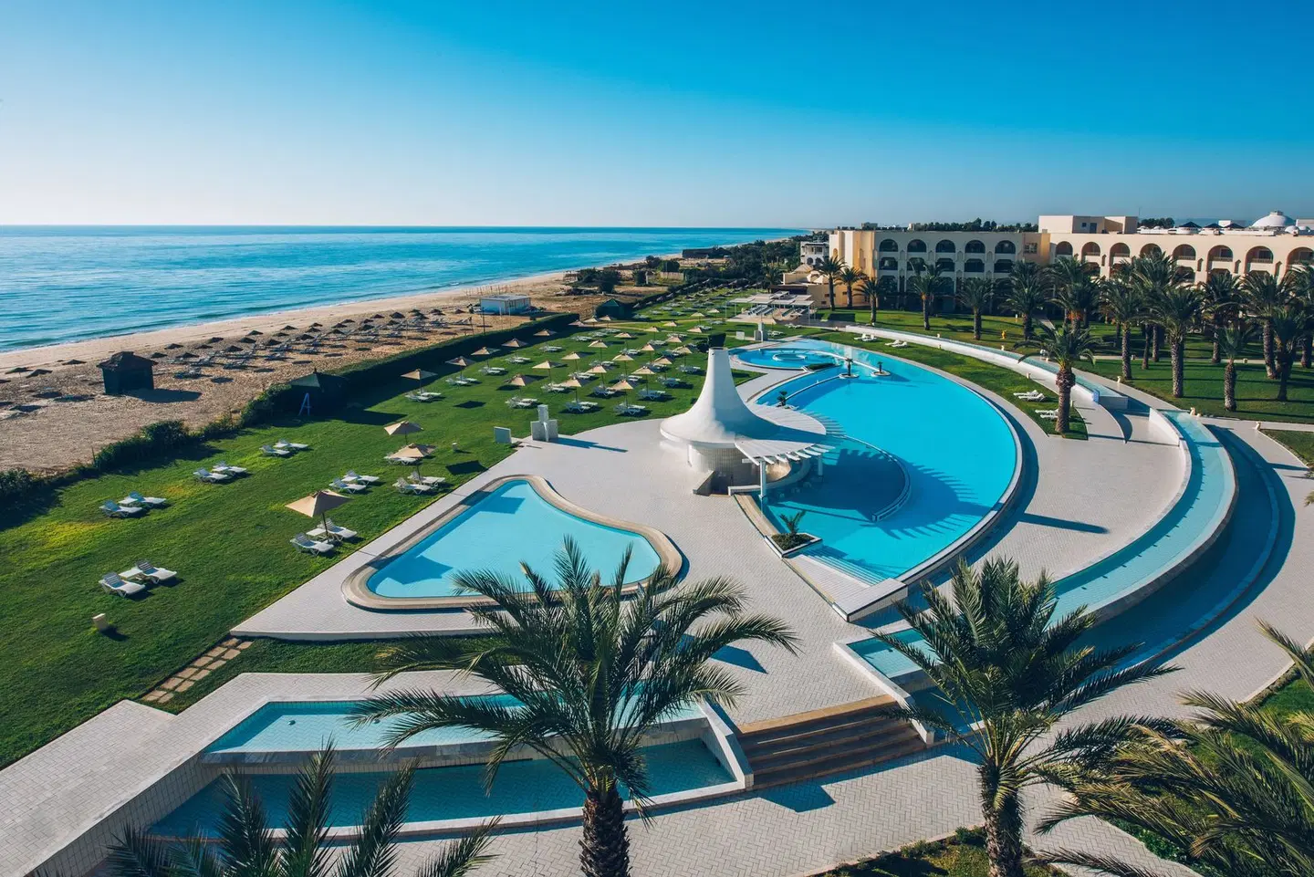 Iberostar Waves Averroes OUTDOOR_POOL