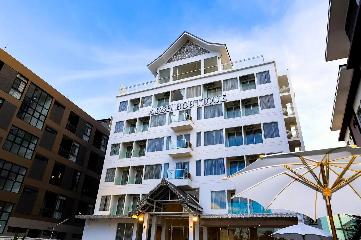 Arsh Boutique Hotel EXTERIOR