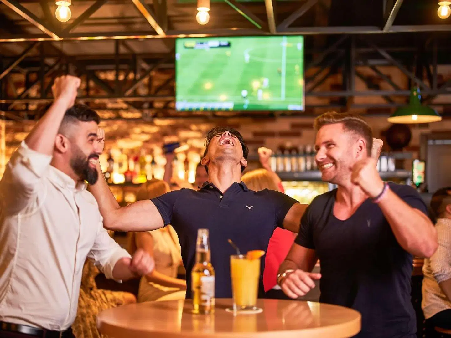 Mercure Dubai Barsha Heights Hotel Apartments PEOPLE