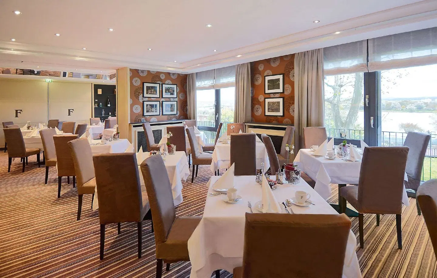 Favorite Parkhotel Restaurant