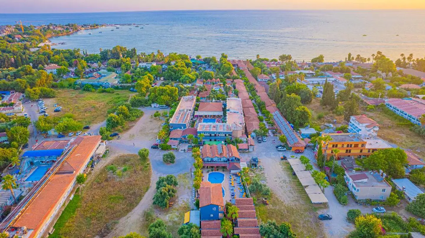 Sayanora Hotel EXTERIOR