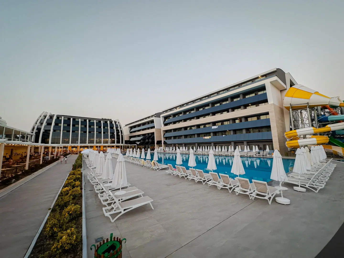 Victory Volare  Hotel OUTDOOR_POOL