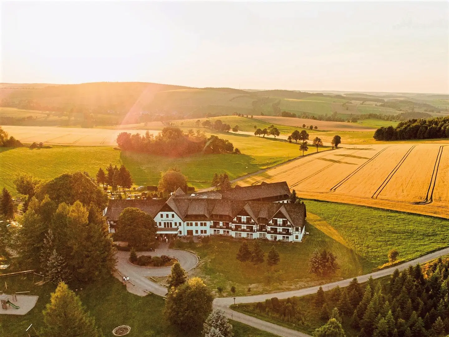 Waldhotel Kreuztanne LANDSCAPE