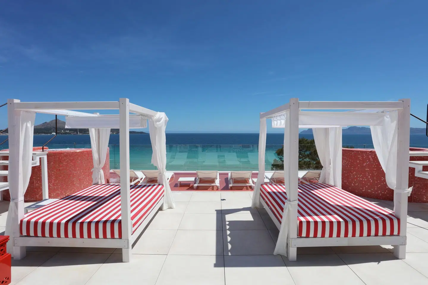 Iberostar Waves Alcudia Park TERRACE